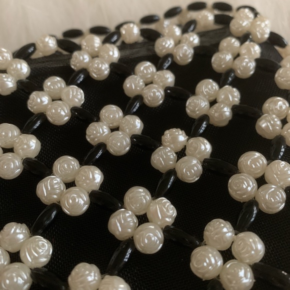 SOLD!!! Pearl Black and White Mini Bag Purse - Picture 2 of 4